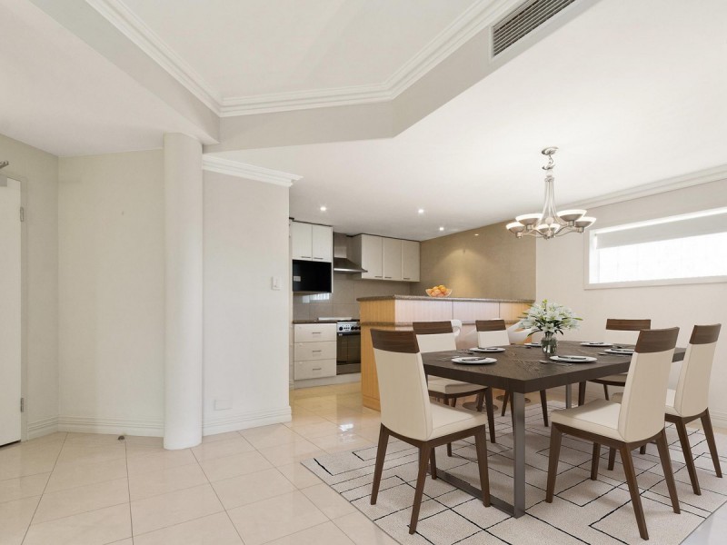 2/28 Nile Street, East Perth WA 6004