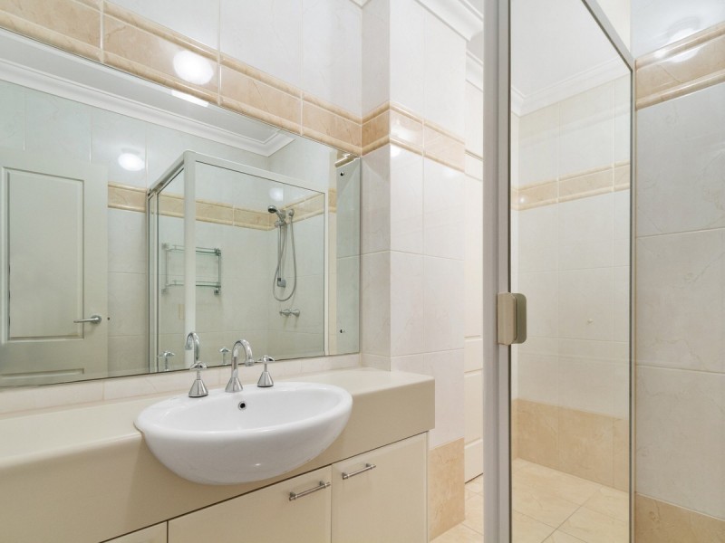 2/28 Nile Street, East Perth WA 6004