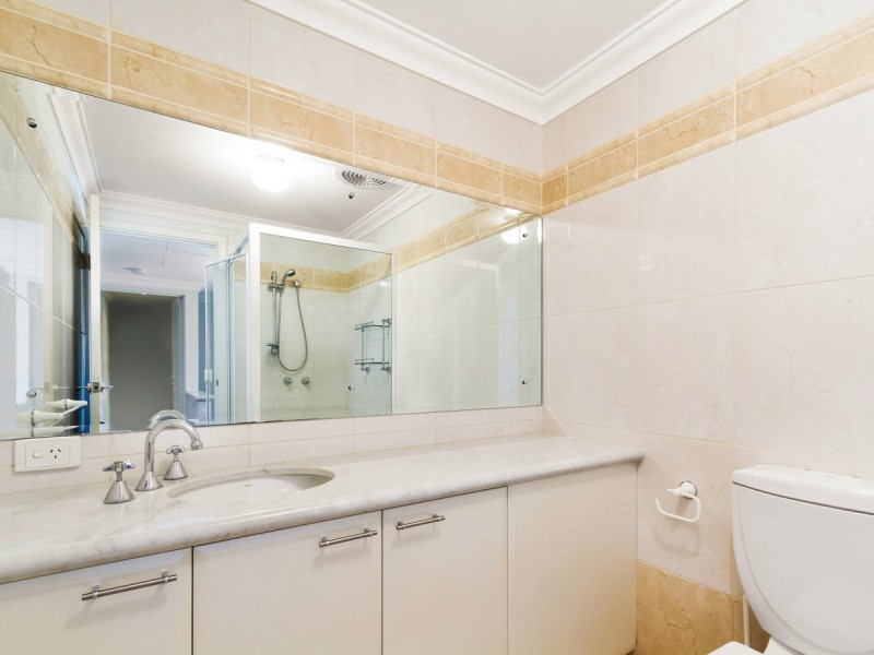 2/28 Nile Street, East Perth WA 6004