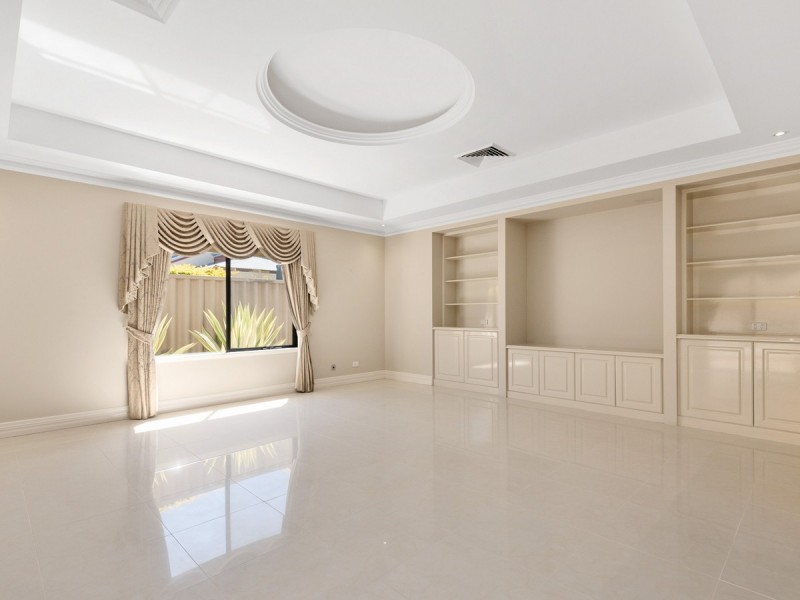 10 Wirraway Loop, Maylands WA 6051