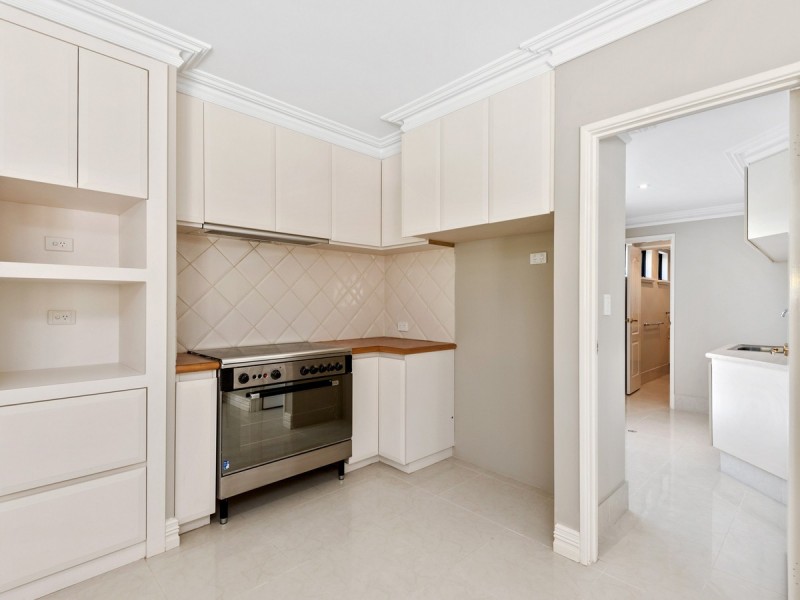 10 Wirraway Loop, Maylands WA 6051