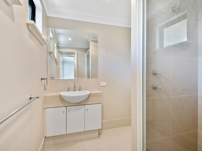 10 Wirraway Loop, Maylands WA 6051