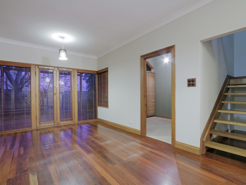 20 Dangan Street, Perth WA 6000