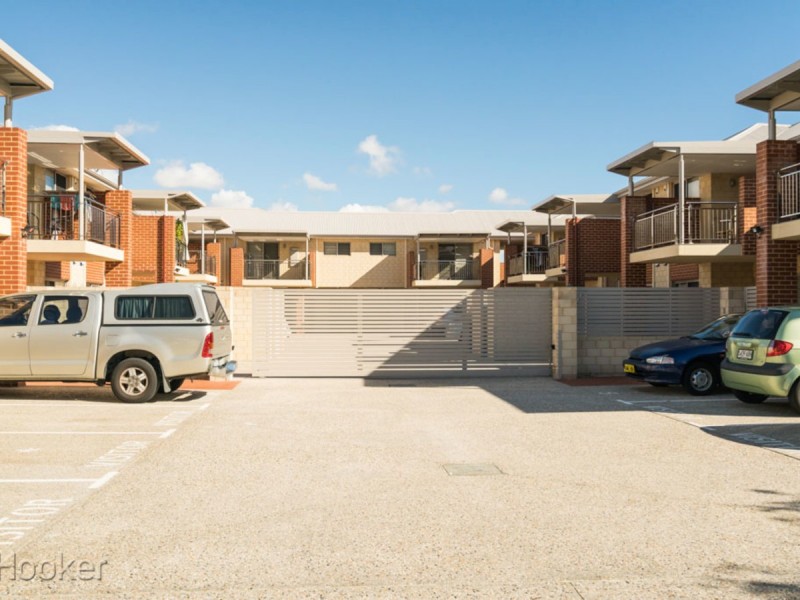 2/9 Henry Street, East Cannington WA 6107