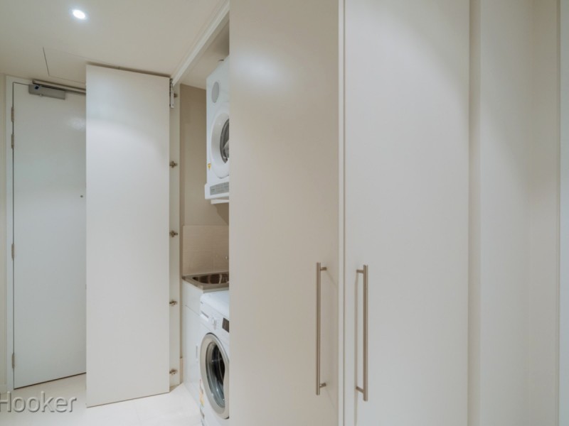 1709b/8 Adelaide Terrace, East Perth WA 6004