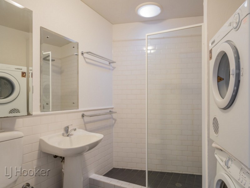 12 Little Saunders Street, East Perth WA 6004