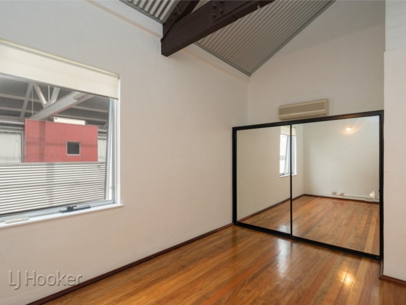 12 Little Saunders Street, East Perth WA 6004