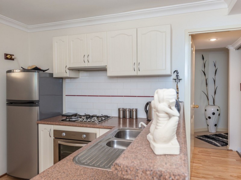 10/22 Nile Street, East Perth WA 6004