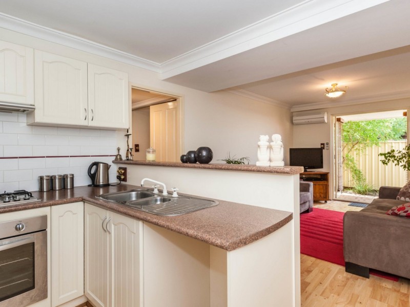 10/22 Nile Street, East Perth WA 6004