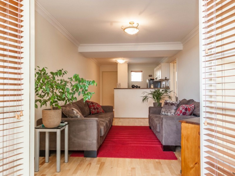 10/22 Nile Street, East Perth WA 6004