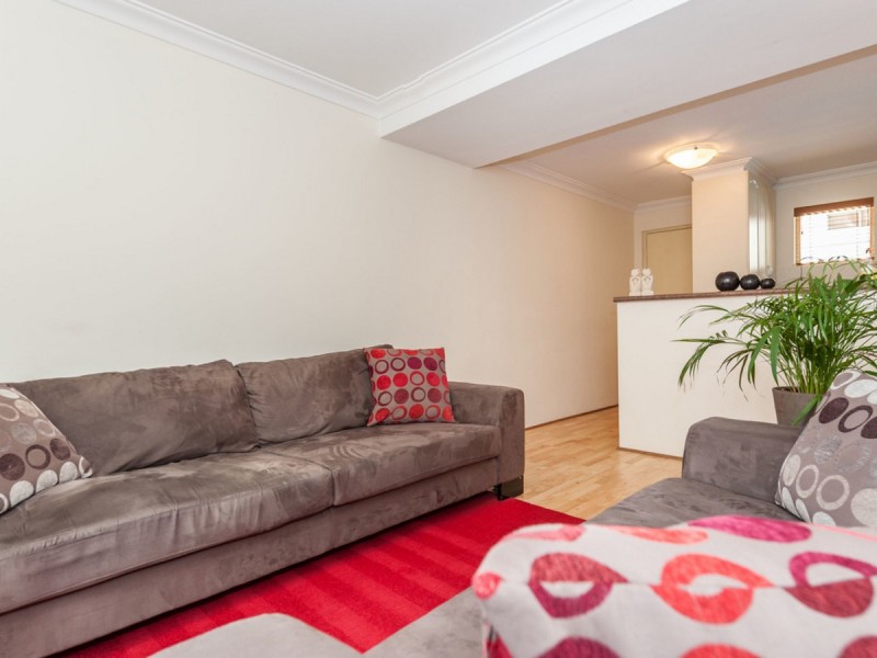 10/22 Nile Street, East Perth WA 6004