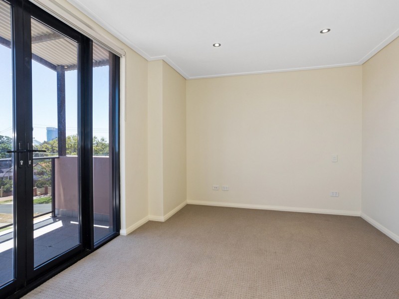 32 Hampton Street, Burswood WA 6100