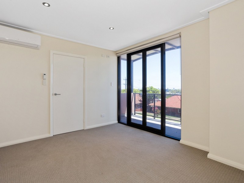 32 Hampton Street, Burswood WA 6100