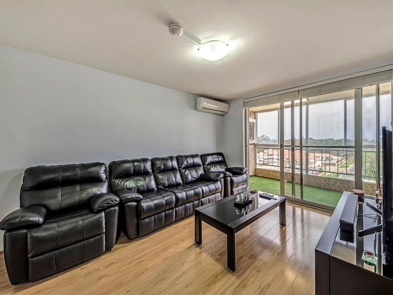 71/16 Leeder Street, Glendalough WA 6016