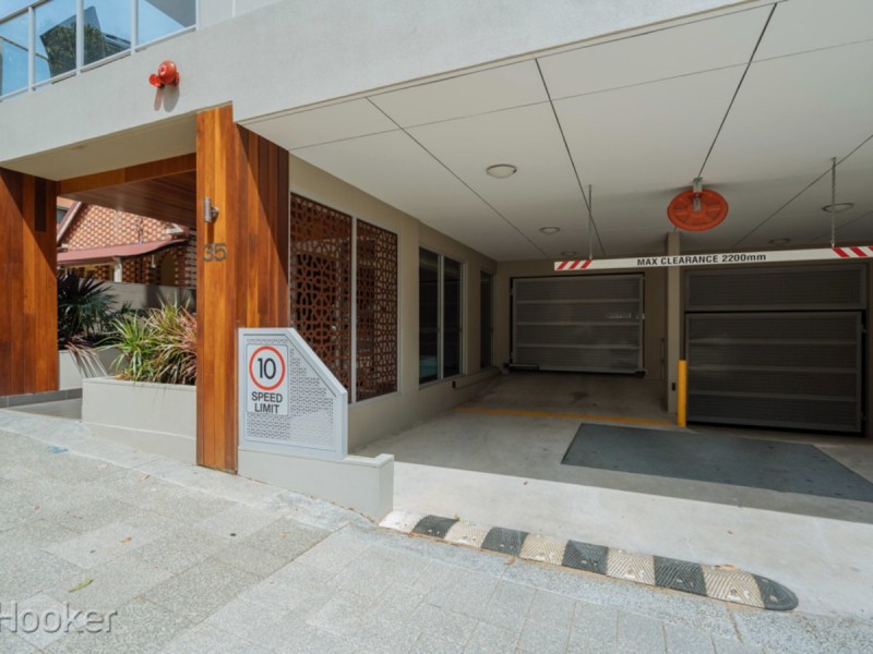 18/35 Wellington Street, East Perth WA 6004