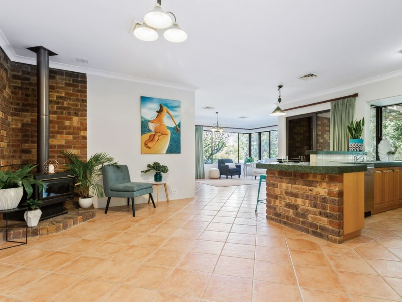 26 Aleppo Drive, Kardinya WA 6163