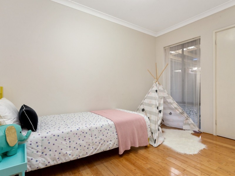 26 Aleppo Drive, Kardinya WA 6163