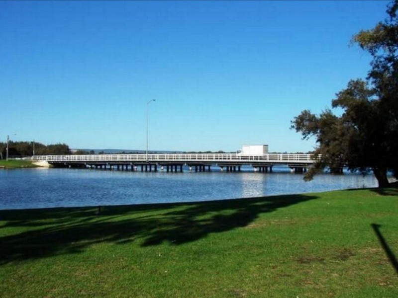 22B Bridge Street, Wilson WA 6107