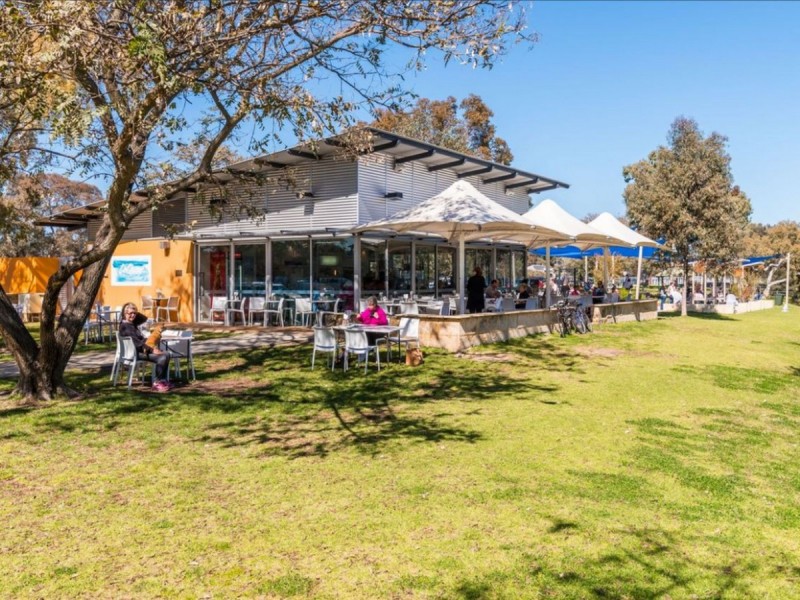 22B Bridge Street, Wilson WA 6107