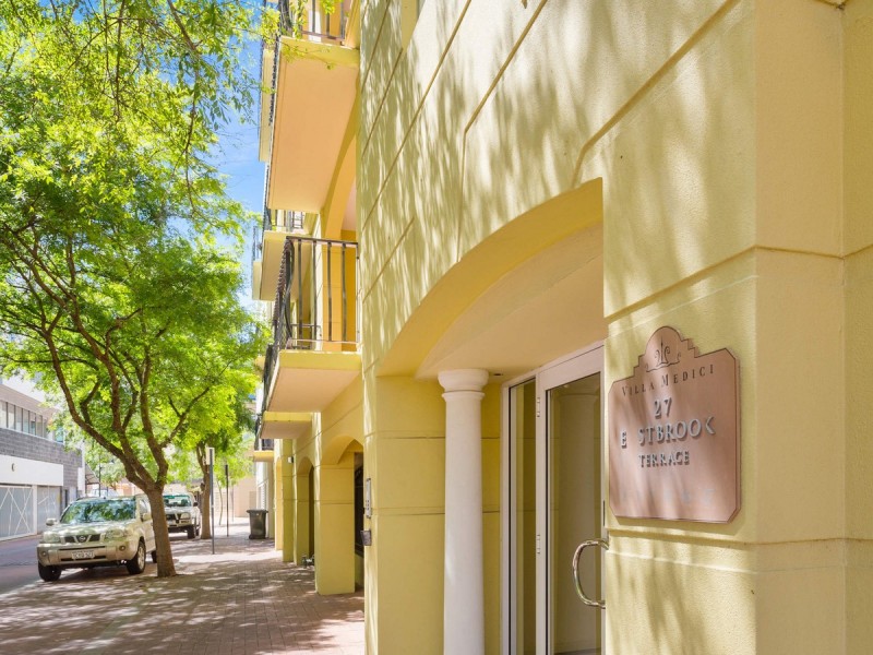 16/27 Eastbrook Terrace, East Perth WA 6004