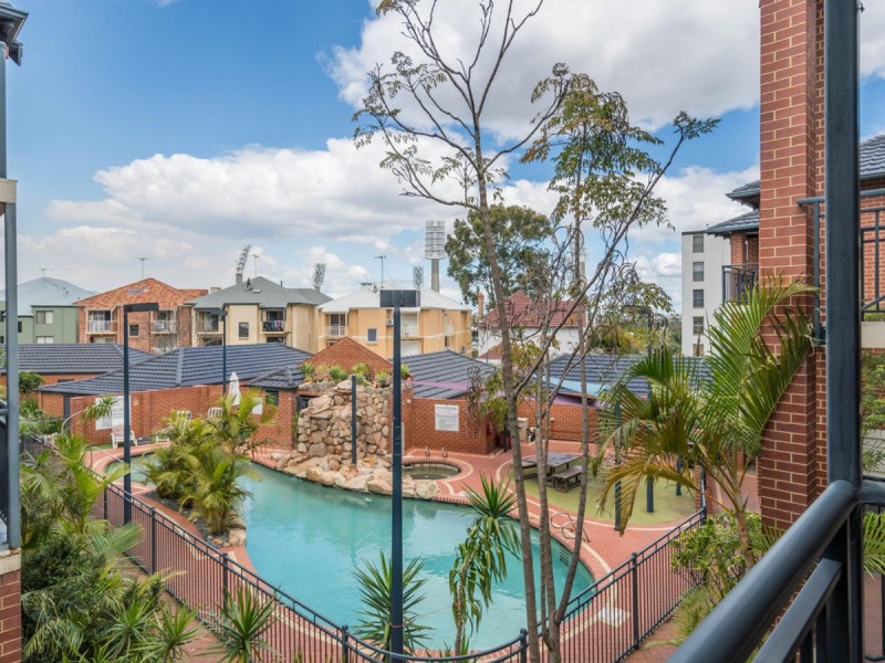 13/7 Bronte Street, East Perth WA 6004