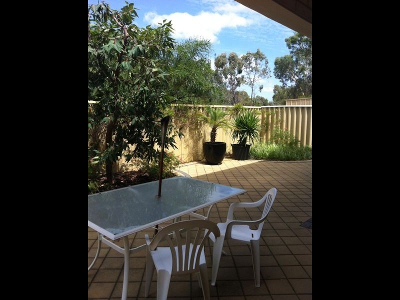 27 Sopwith Elbow, Maylands WA 6051