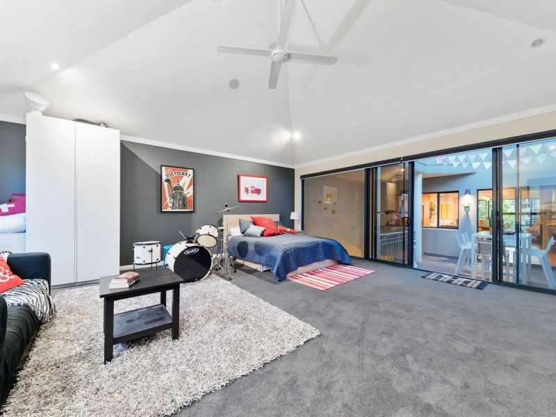 20 Henry Lawson Walk, East Perth WA 6004