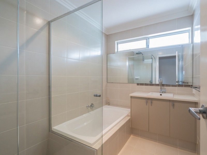 261D The Strand, Dianella WA 6059