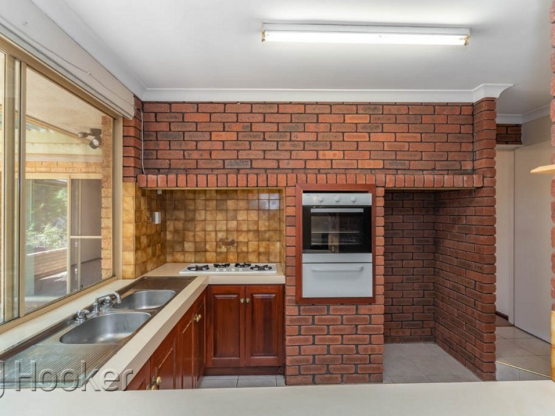 16 Templemore Gardens, Waterford WA 6152