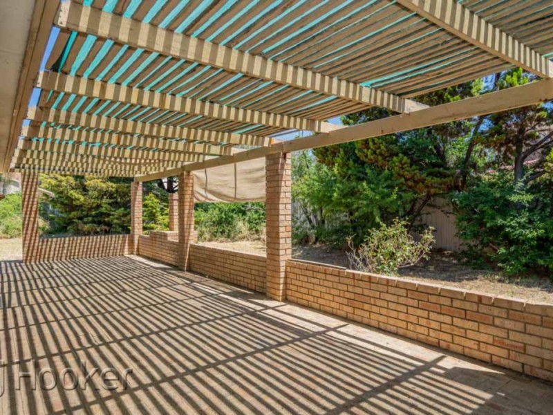 16 Templemore Gardens, Waterford WA 6152