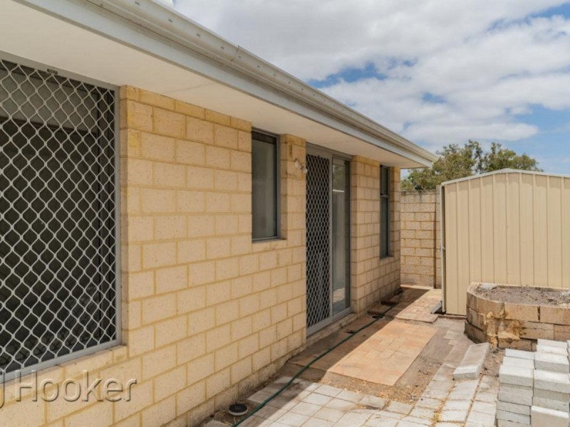 10 Russell Street, East Cannington WA 6107