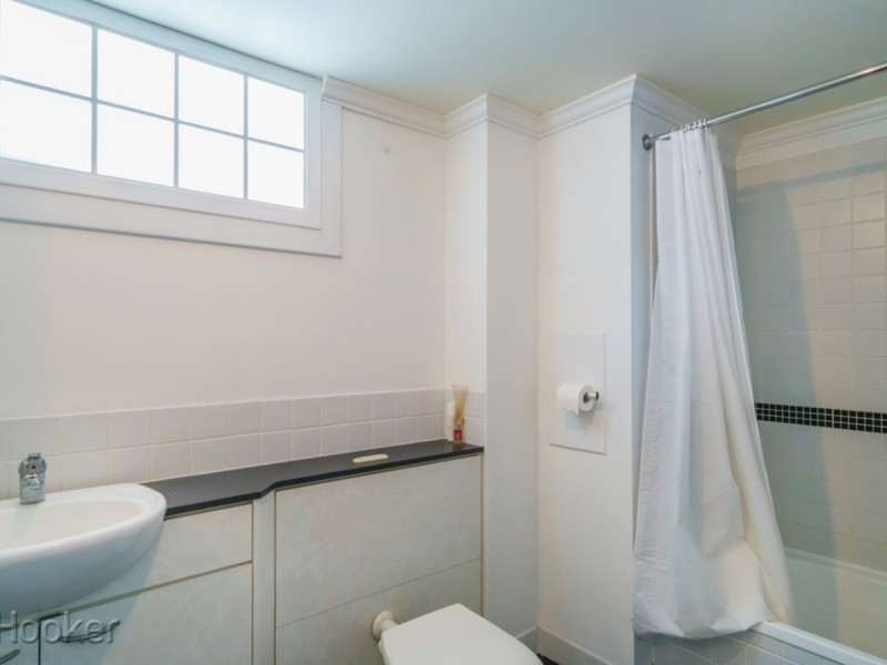 4J/811 Hay Street, Perth WA 6000