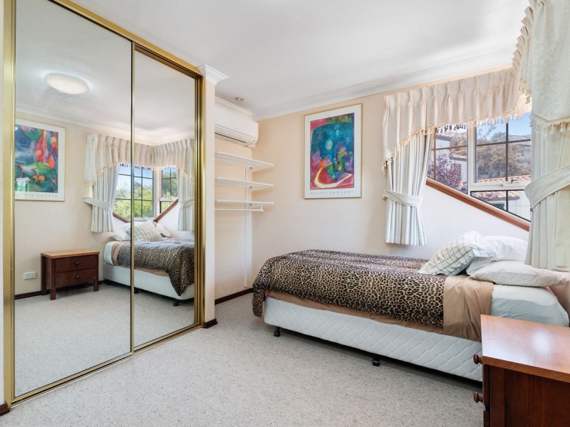 17 Townsend Dale, Mount Claremont WA 6010