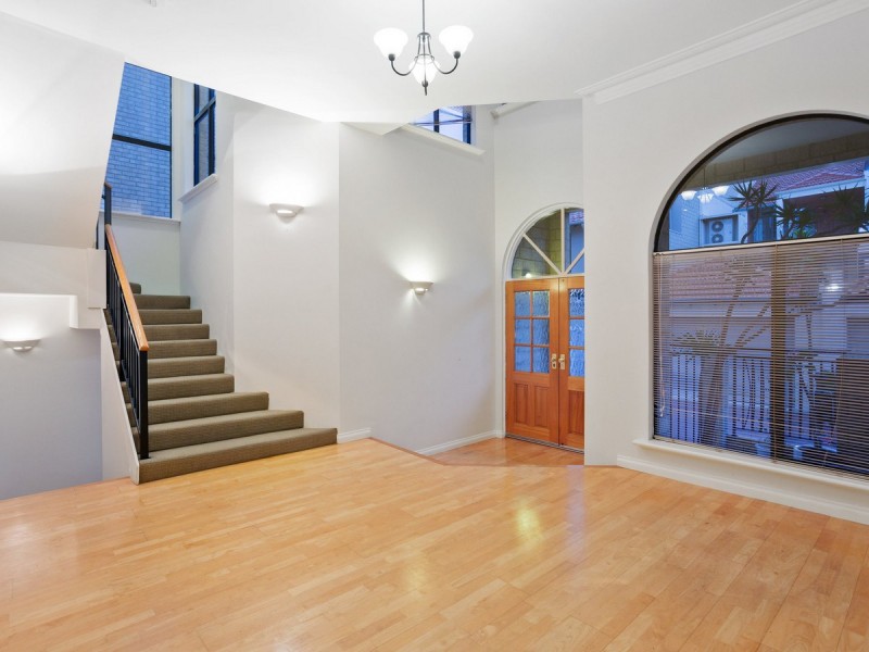 24 Beacon Terrace, East Perth WA 6004