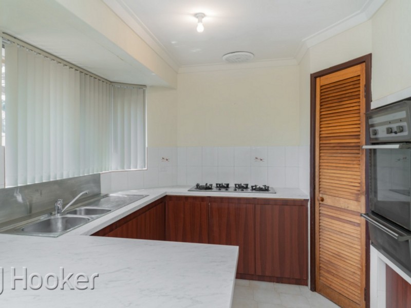 9/6 Pinewood Avenue, Kardinya WA 6163