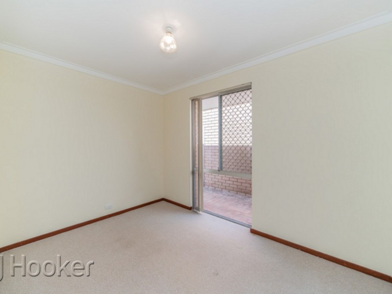 9/6 Pinewood Avenue, Kardinya WA 6163