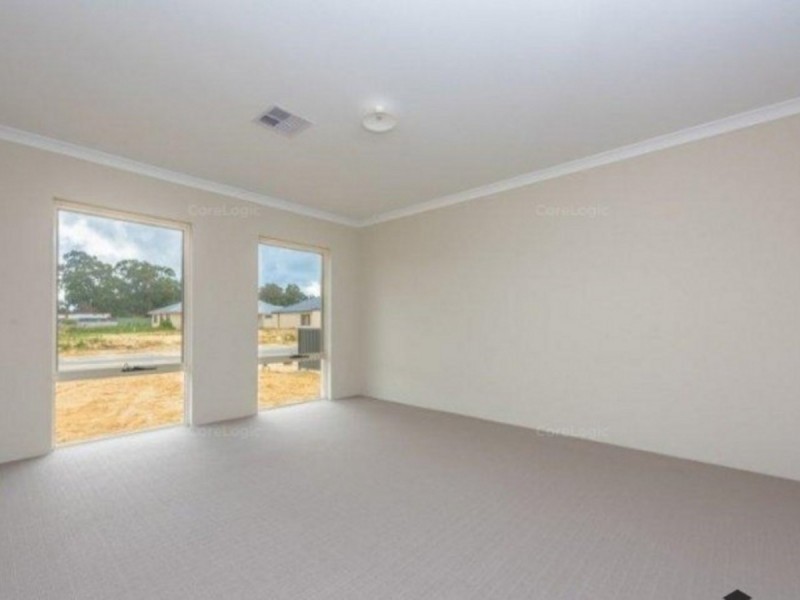 4 Tringa Rise, East Cannington WA 6107