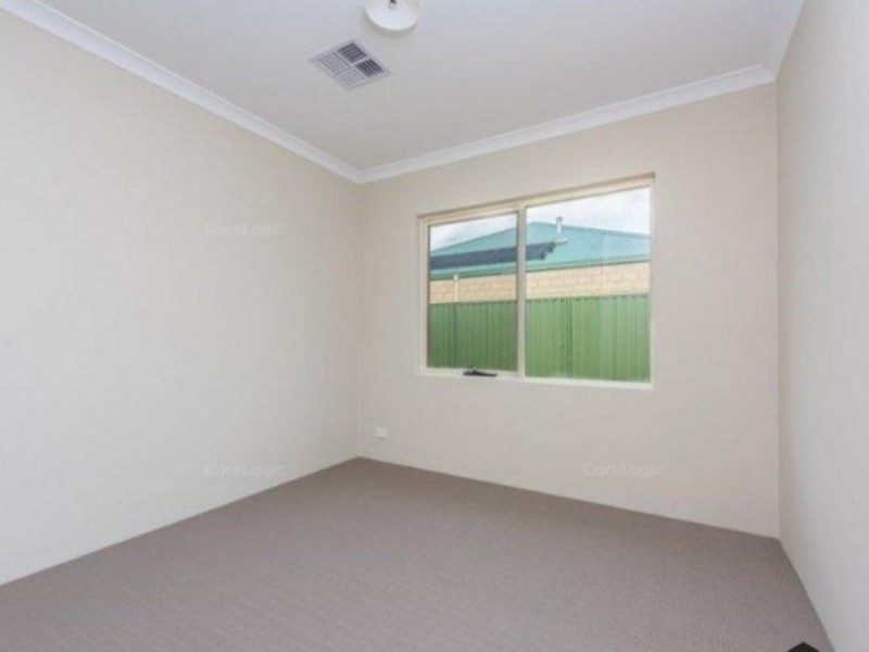 4 Tringa Rise, East Cannington WA 6107