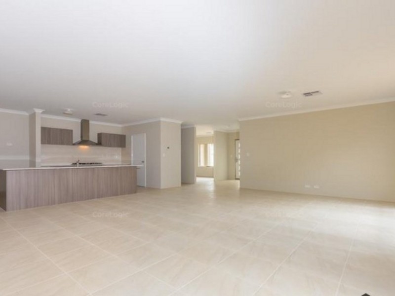 4 Tringa Rise, East Cannington WA 6107