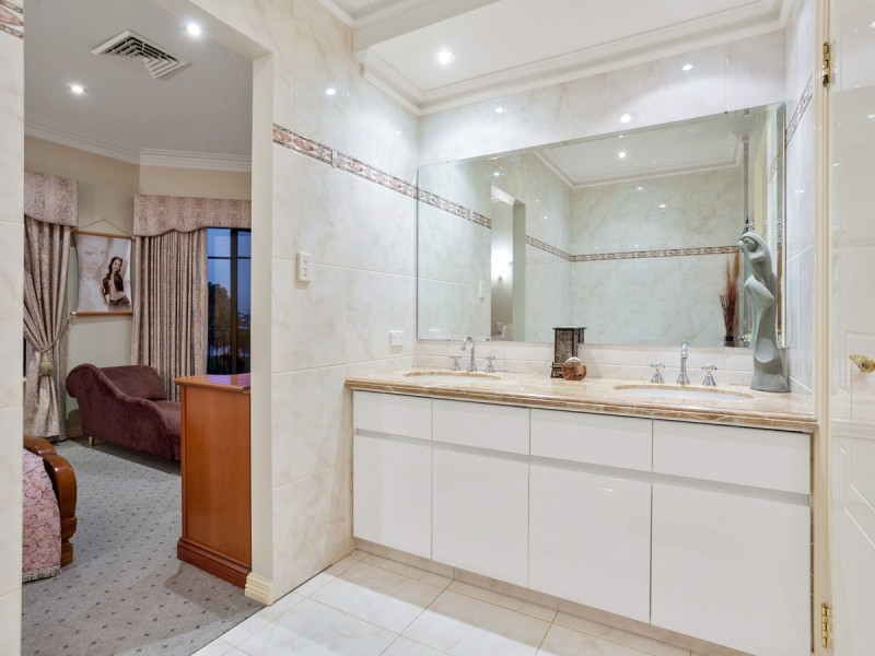 28 Jewell Lane, East Perth WA 6004