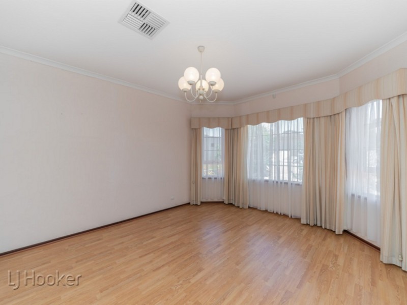 69 Ten Seldam Circle, Winthrop WA 6150