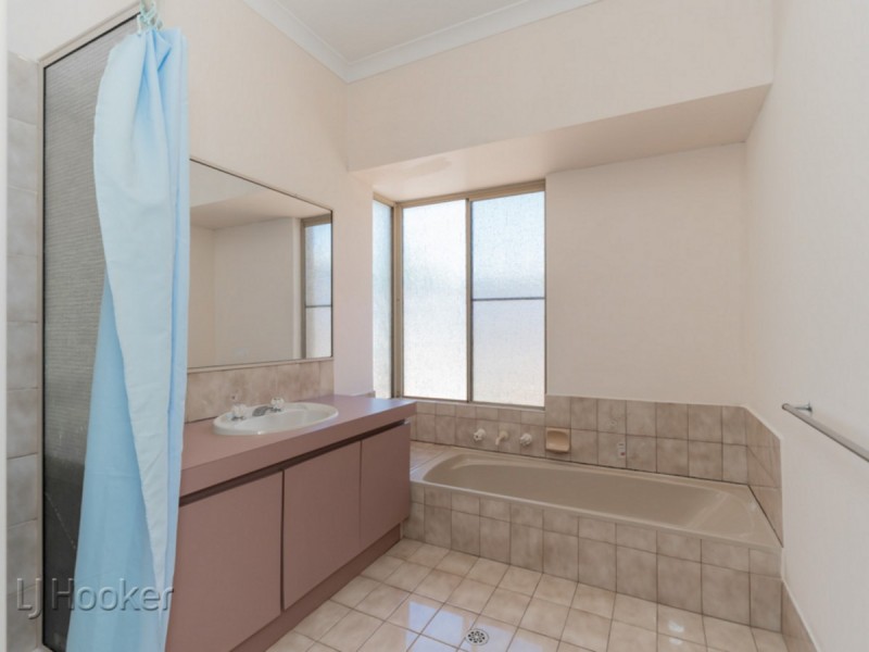 69 Ten Seldam Circle, Winthrop WA 6150