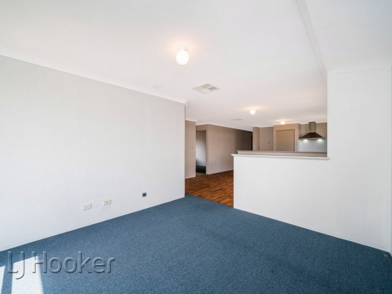 24 Spoonbill Place, Queens Park WA 6107