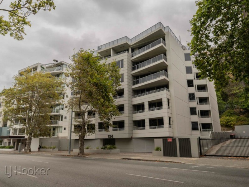 26/134 Mounts Bay Road, Perth WA 6000
