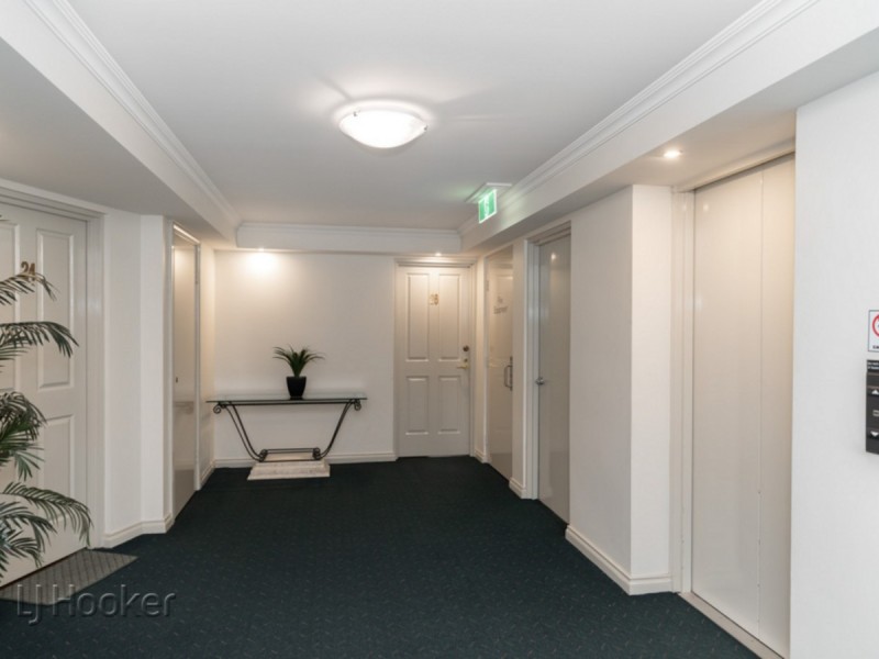 26/134 Mounts Bay Road, Perth WA 6000