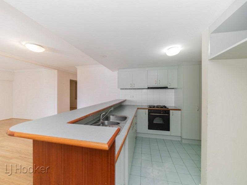 26/134 Mounts Bay Road, Perth WA 6000