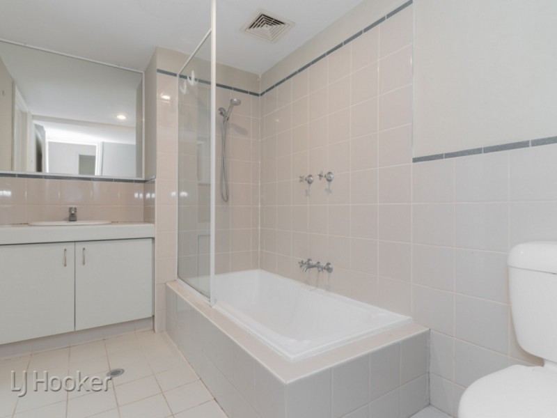26/134 Mounts Bay Road, Perth WA 6000
