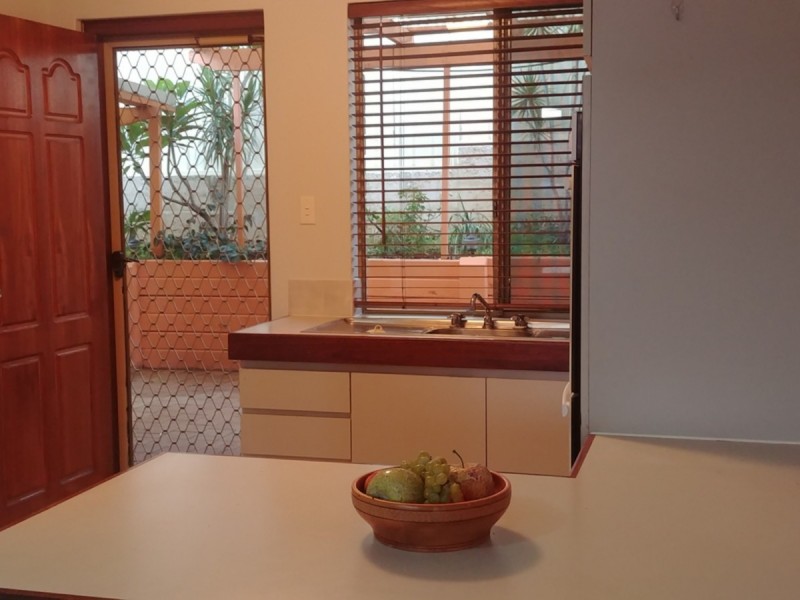 2/24 Kirkham Hill Terrace, Maylands WA 6051