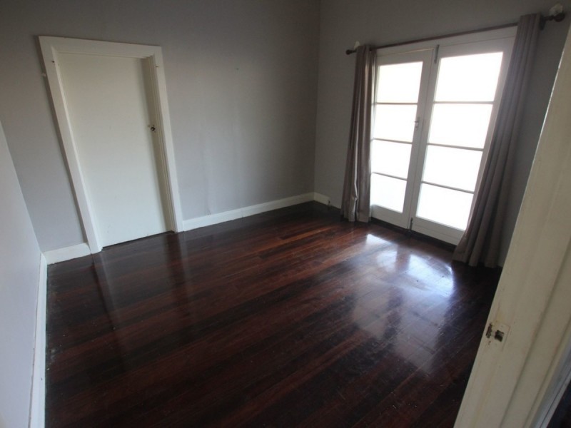 1 Rosebery Street, Bayswater WA 6053