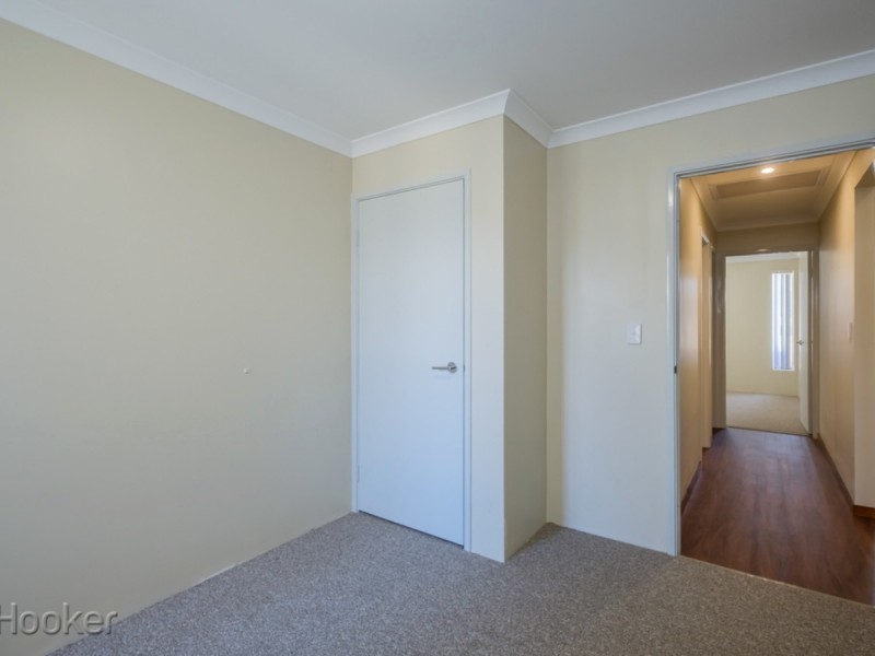 16 Kangaroo Avenue, Kwinana Town Centre WA 6167